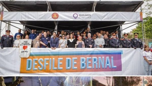 Se viene el desfile aniversario de Bernal y los tradicionales fogones