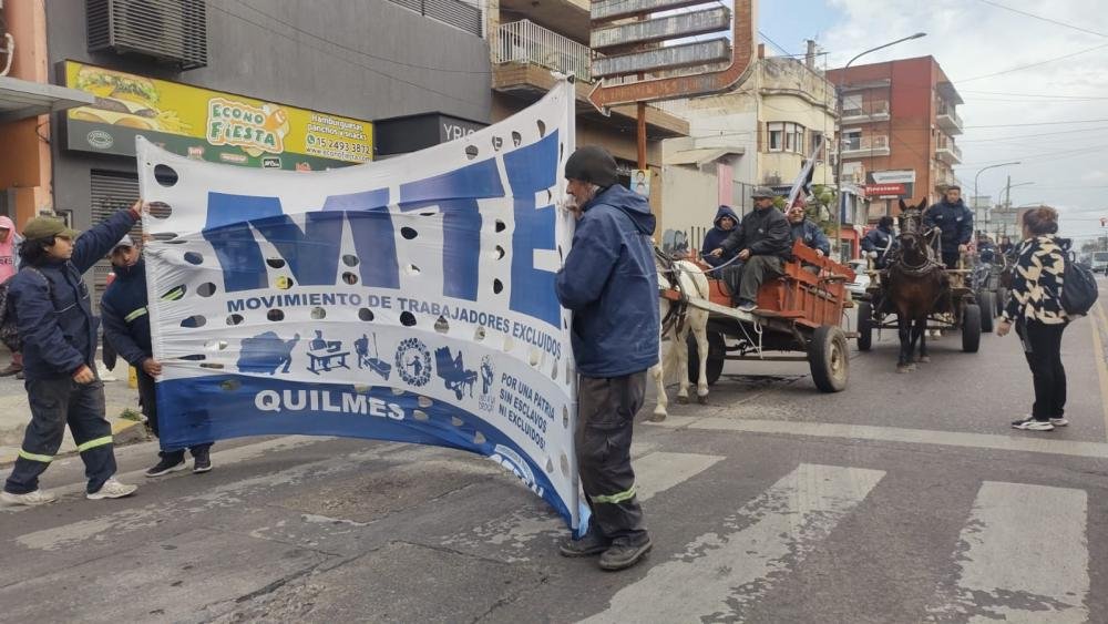 Carreros marcharon a Tribunales para exigir la devolución de un caballo