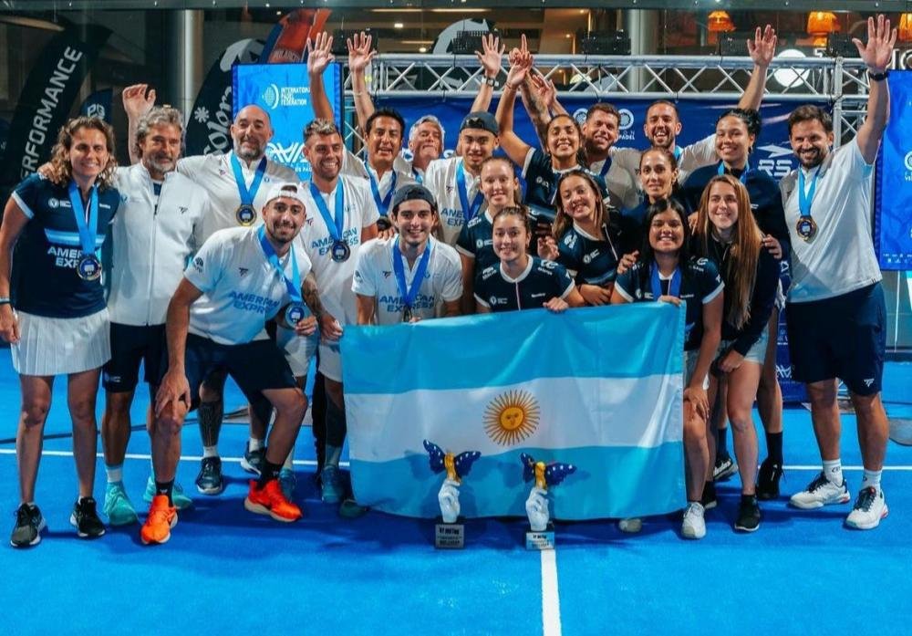 Dos quilmeños medallistas en el Panamericano de Padel