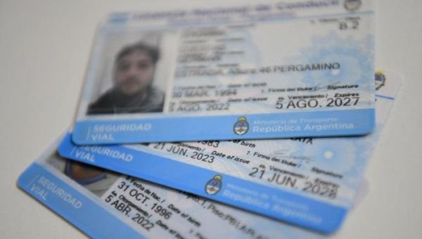 ¿Cuántas licencias de conducir se emitieron durante el 2023 en Quilmes?