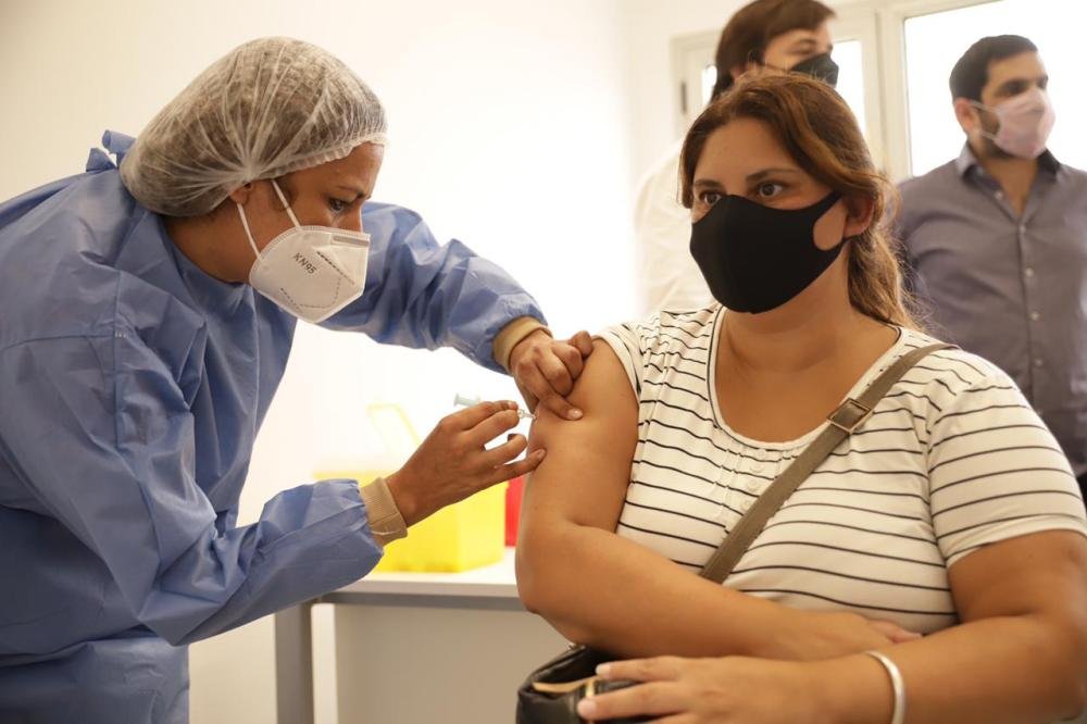 Destacan a Quilmes como un ejemplo de vacunación contra el COVID-19