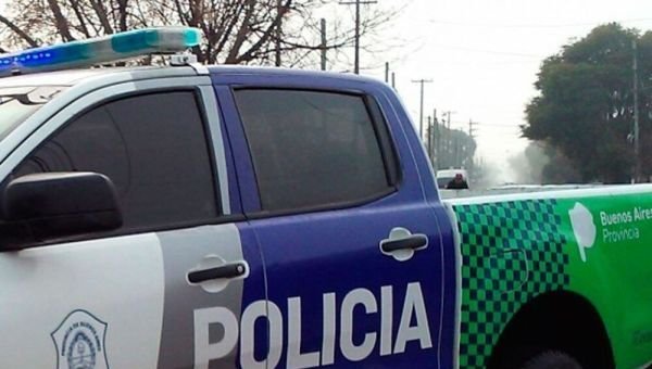 Detienen a una madre y a un hombre por abusar, grabar y prostituir a una niña de 9 años