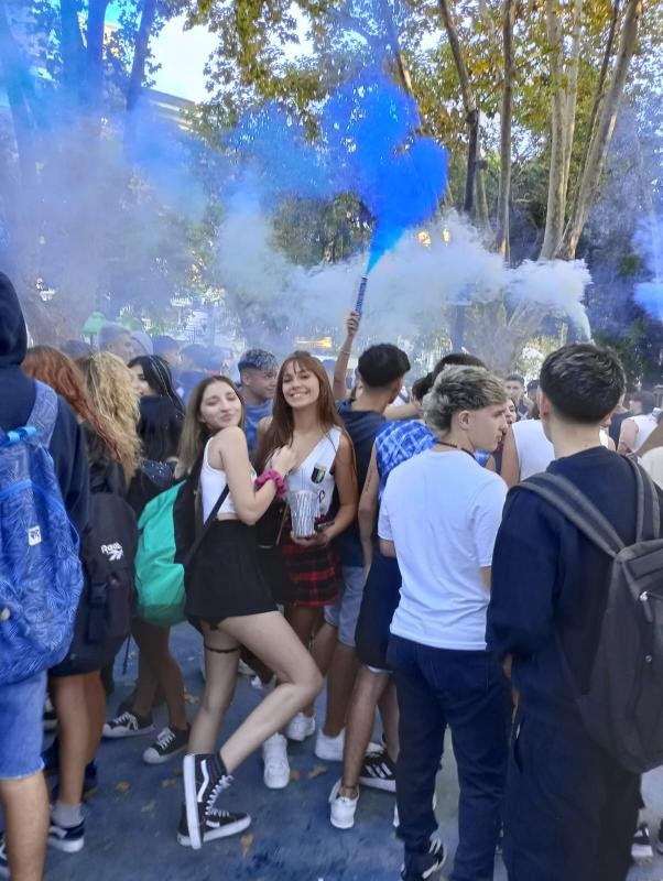 Estudiantes del secundario festejaron el UPD en las plazas de Quilmes