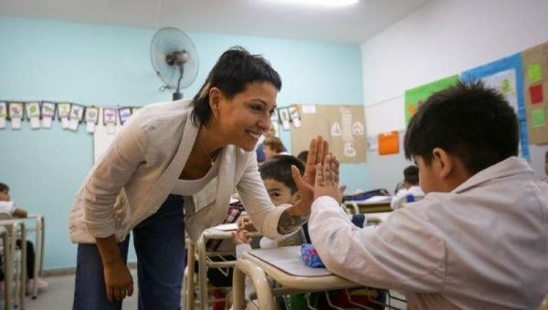 Mayra Mendoza en el inicio del ciclo lectivo: "Nuestro propósito es que los chicos vivan mejor que nosotros"