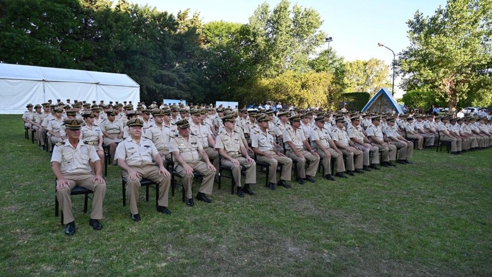 Convocan a profesionales para sumarse a las filas de la Prefectura Naval Argentina