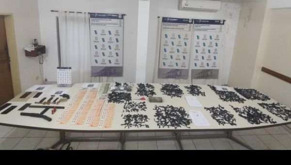 Allanamientos en Quilmes Oeste: Desarticulan banda que vendía drogas