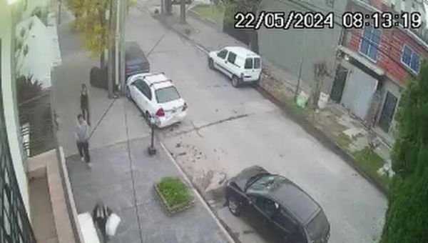 Chocó en Avellaneda con un auto que había sido robado minutos antes en el Barrio La Paz