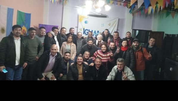 Plenario de agrupaciones Peronistas de Quilmes que respaldan a Kicillof