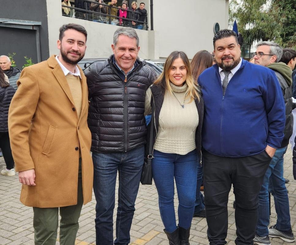 La Libertad Avanza Quilmes junto a Karina Milei, Martín Menem y Pareja