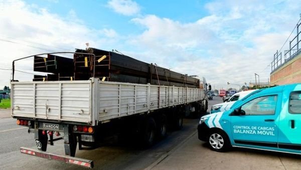 Provincia sacó de las calles camiones con más de 33 toneladas de exceso en carga