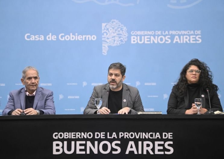 Carlos Bianco: “En la Provincia estamos trabajando para continuar con la obra pública”