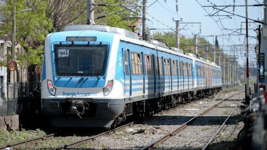 Un hombre murió embestido por una formación del Tren Roca