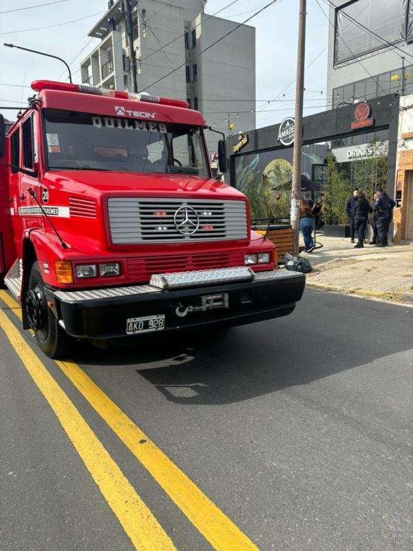 Principio de Incendio en la Cervecería Amadeo 12-10