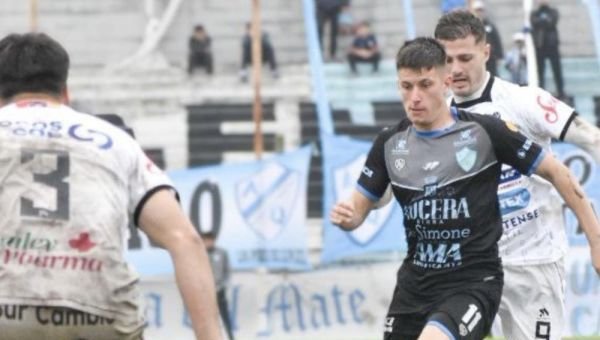 “Los Mates” rescataron un empate contra Deportivo Armenio