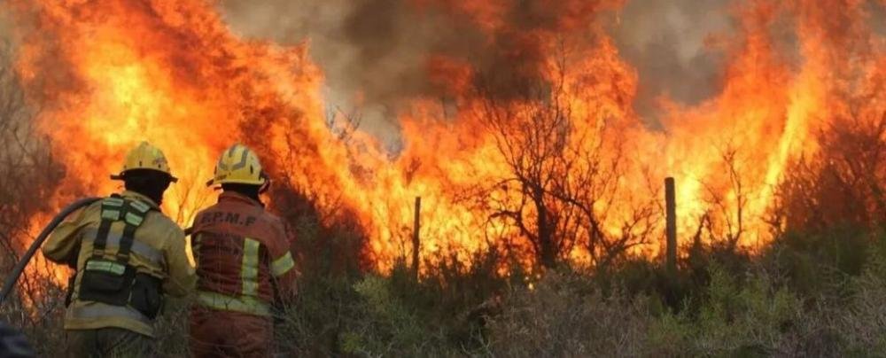 Vecinos de Ezpeleta se organizan para ayudar a los afectados por los incendios en Córdoba