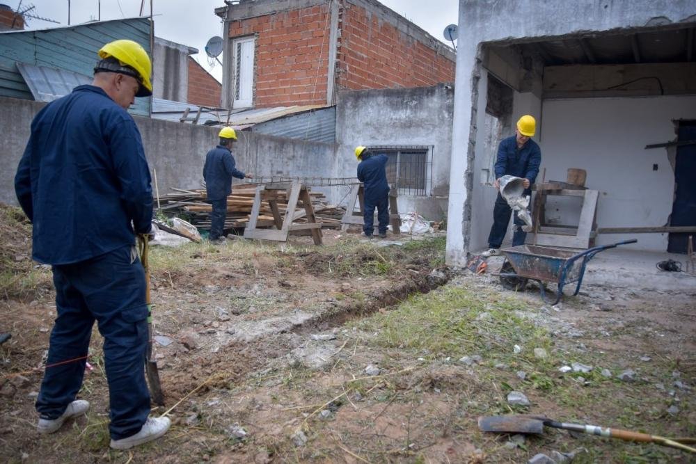 Avanza la obra de readecuación integral del CAPS "La Loma"