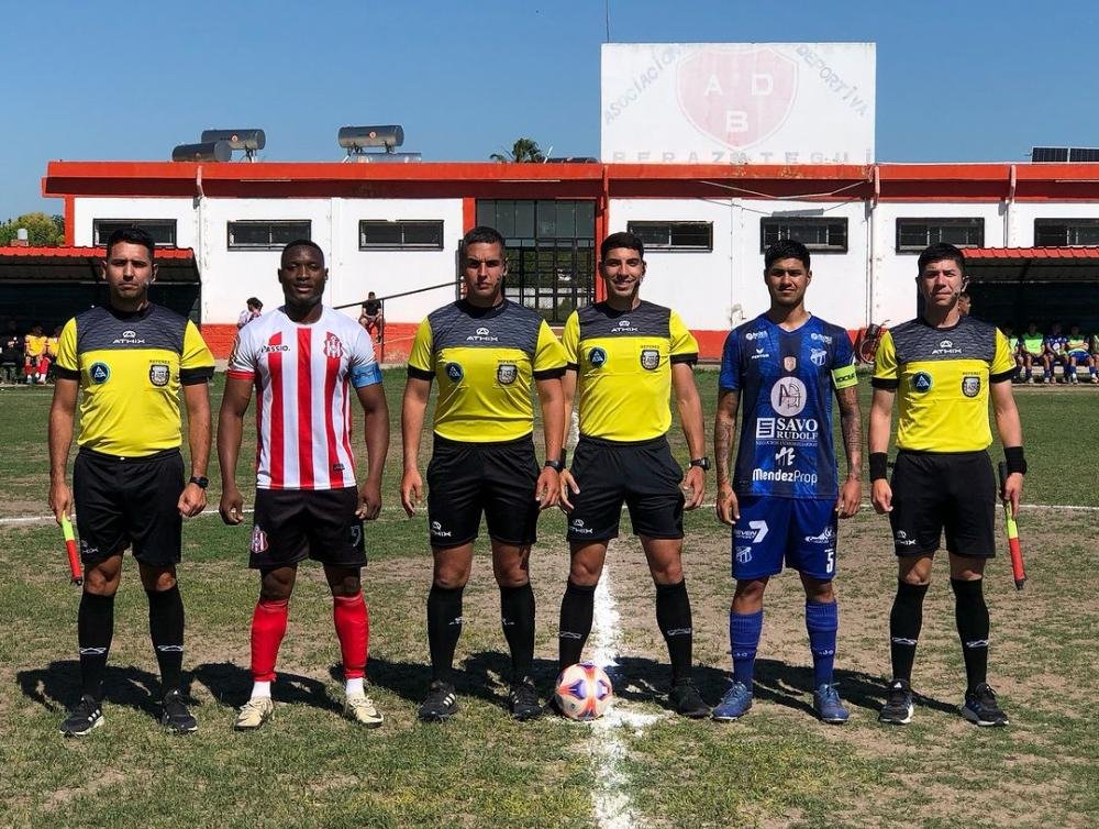 El Club Juventud de Bernal fue goleado y terminó último en el campeonato