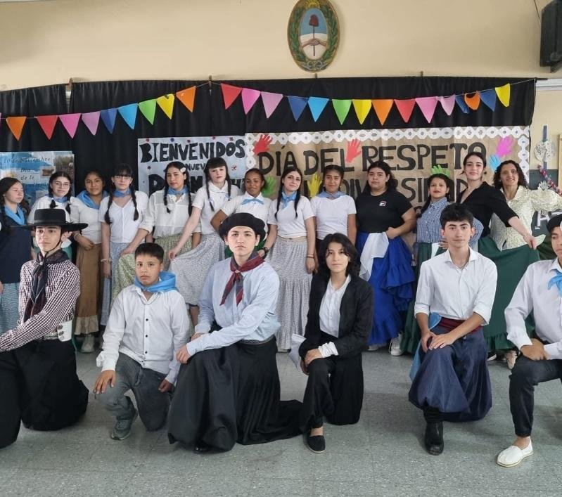 La Escuela Secundaria N°15 celebró el Día de la Tradición