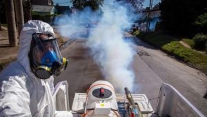 Continúan los operativos simultáneos de fumigación contra el dengue