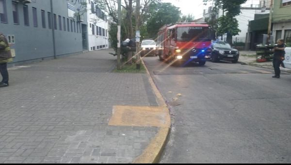 Falsa amenaza de bomba en la Escuela Media N° 3 de Quilmes Oeste