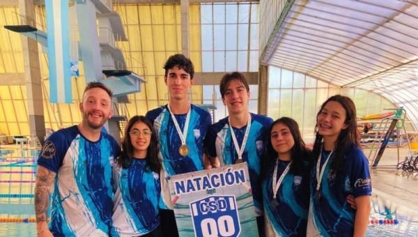 Podio para la natación del Club Quilmes Oeste en los Juegos Bonaerenses