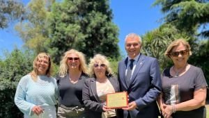 La Cooperadora del Hospital de Quilmes reconoció al St George