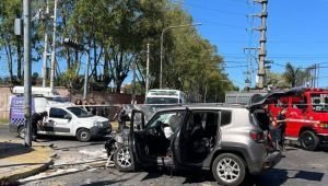 Dos policías murieron al chocar en plena persecución