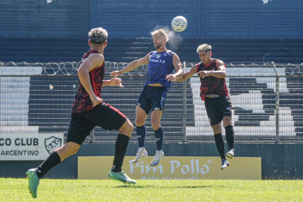 El "Cervecero" se llevó un triunfo y una caída ante Deportivo Morón