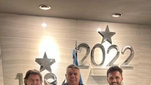 El “Chiqui” Tapia recibió a las nuevas autoridades de “Los Mates”