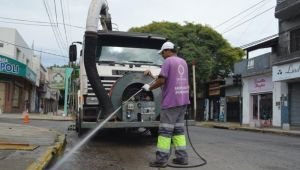 El Municipio refuerza los trabajos de limpieza de sumideros y desobstrucción de arroyos