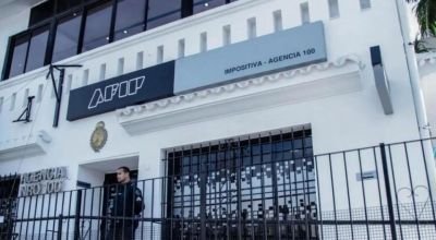 El Gobierno anunció el recorte de personal y cierre de oficinas de ARCA (ex AFIP)