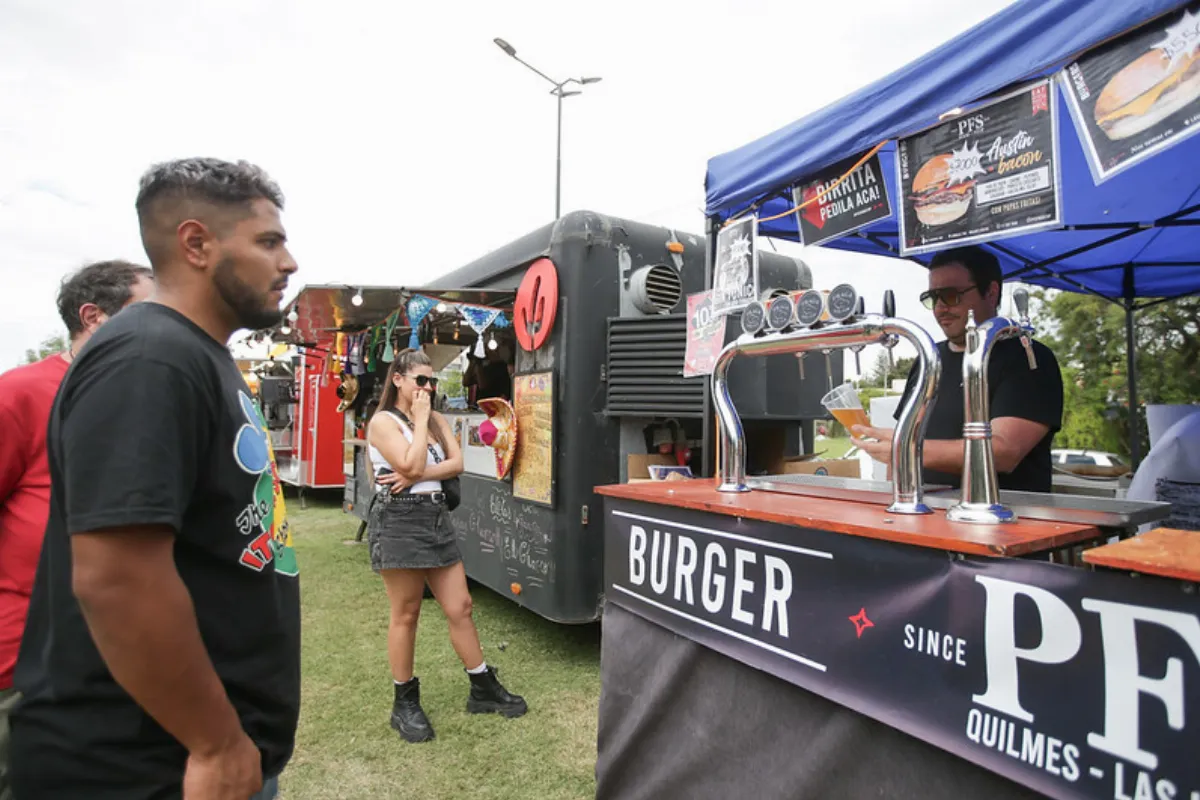 Miles de vecinos disfrutaron del "Festival Cervecero" de San Patricio