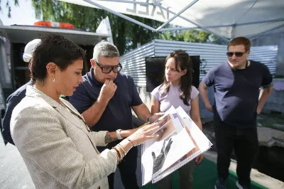 Mayra Mendoza supervisó la desobstrucción de conductos pluviales